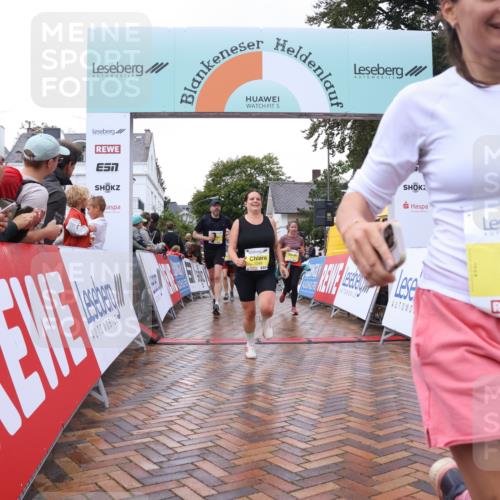 30.08.2026 - Blankeneser Heldenlauf Lena Gebhardt http://msf.ph/oto/10021501 30.08.2026 09:50:18 Ziel 1032, 1142, 1298, 1453, 1454, 1701, 1797, 1798 meine-sportfotos.de