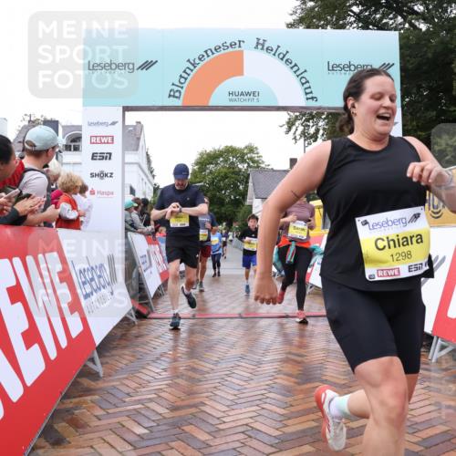 30.08.2026 - Blankeneser Heldenlauf Lena Gebhardt http://msf.ph/oto/10021507 30.08.2026 09:50:20 Ziel 1032, 1142, 1297, 1298, 1453, 1454, 1701, 1797, 1798 meine-sportfotos.de