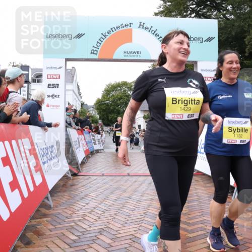 30.08.2026 - Blankeneser Heldenlauf Lena Gebhardt http://msf.ph/oto/10021542 30.08.2026 09:50:37 Ziel 1040, 1090, 1132, 1386, 1429, 1450, 1476, 1551, 1750 meine-sportfotos.de