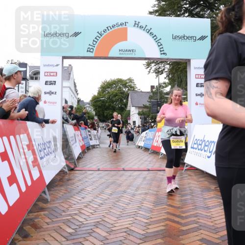 30.08.2026 - Blankeneser Heldenlauf Lena Gebhardt http://msf.ph/oto/10021544 30.08.2026 09:50:38 Ziel 1040, 1090, 1132, 1342, 1386, 1429, 1450, 1476, 1551, 1750 meine-sportfotos.de