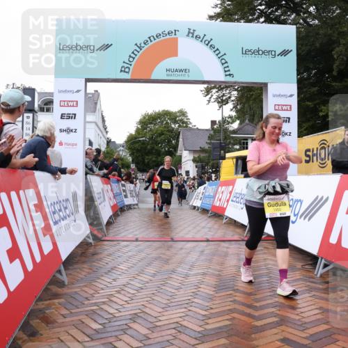 30.08.2026 - Blankeneser Heldenlauf Lena Gebhardt http://msf.ph/oto/10021546 30.08.2026 09:50:38 Ziel 1040, 1090, 1132, 1342, 1386, 1429, 1450, 1476, 1551, 1750 meine-sportfotos.de