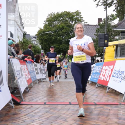 30.08.2026 - Blankeneser Heldenlauf Lena Gebhardt http://msf.ph/oto/10021614 30.08.2026 09:51:06 Ziel 1088, 1458, 1469, 1583, 1779 meine-sportfotos.de
