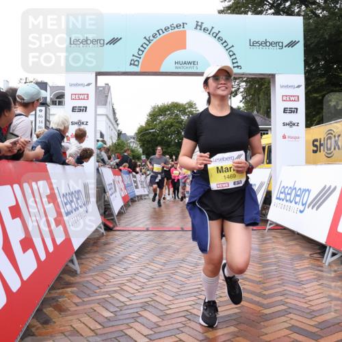 30.08.2026 - Blankeneser Heldenlauf Lena Gebhardt http://msf.ph/oto/10021635 30.08.2026 09:51:11 Ziel 1001, 1088, 1264, 1401, 1469, 1583, 1779, 1786, 1787 meine-sportfotos.de
