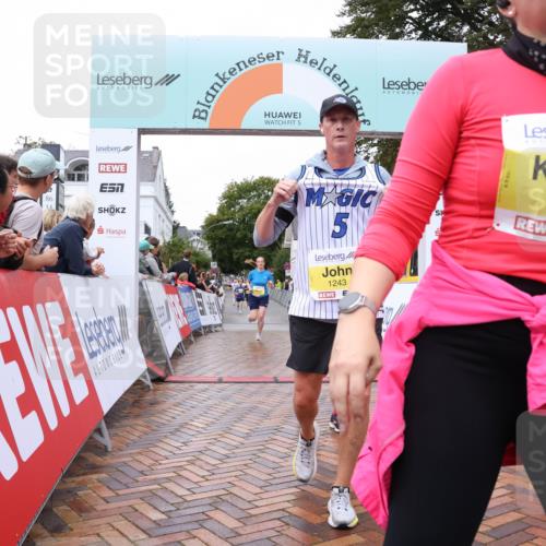 30.08.2026 - Blankeneser Heldenlauf Lena Gebhardt http://msf.ph/oto/10021664 30.08.2026 09:51:19 Ziel 1001, 1243, 1244, 1264, 1401, 1473, 1490, 1786, 1787 meine-sportfotos.de