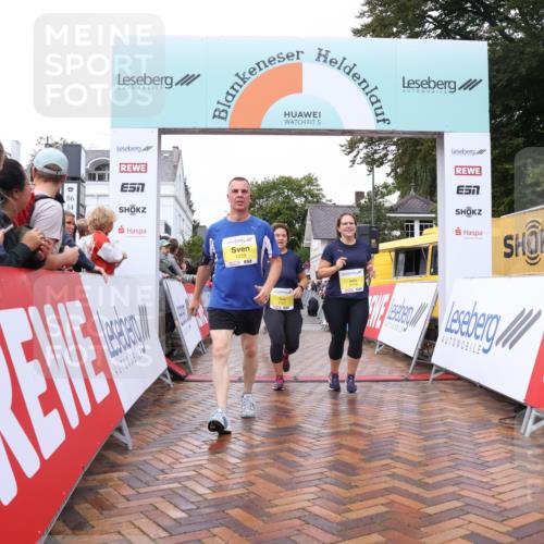 30.08.2026 - Blankeneser Heldenlauf Lena Gebhardt http://msf.ph/oto/10021688 30.08.2026 09:51:30 Ziel 1259, 1325, 1719, 1721 meine-sportfotos.de