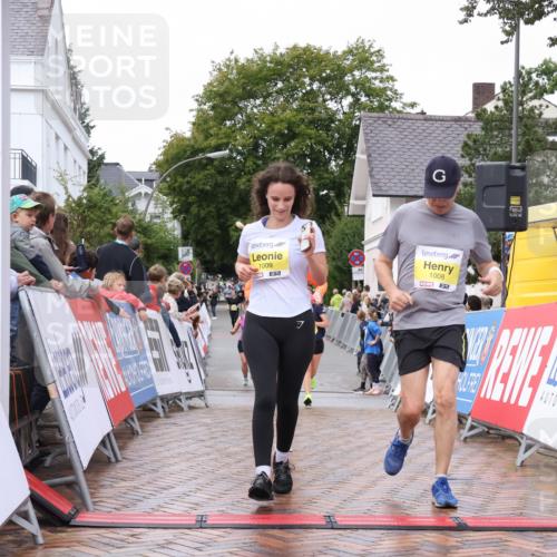 30.08.2026 - Blankeneser Heldenlauf Lena Gebhardt http://msf.ph/oto/10021705 30.08.2026 09:51:35 Ziel 1008, 1009, 1146, 1259, 1325, 1441, 1719, 1721, 1768 meine-sportfotos.de