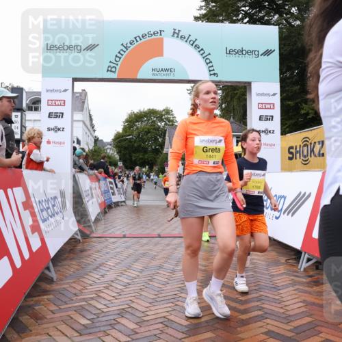 30.08.2026 - Blankeneser Heldenlauf Lena Gebhardt http://msf.ph/oto/10021717 30.08.2026 09:51:39 Ziel 1008, 1009, 1031, 1146, 1154, 1325, 1441, 1711, 1768 meine-sportfotos.de