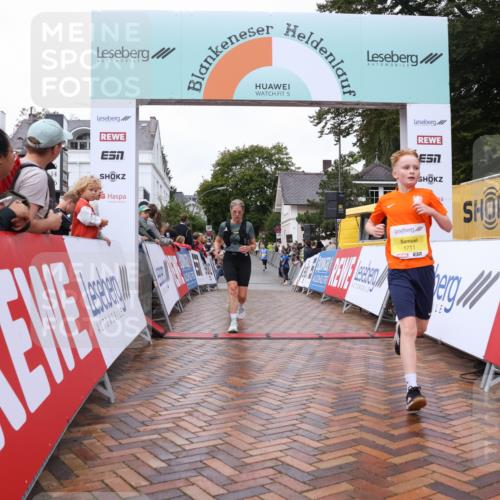 30.08.2026 - Blankeneser Heldenlauf Lena Gebhardt http://msf.ph/oto/10021728 30.08.2026 09:51:42 Ziel 1008, 1009, 1031, 1146, 1154, 1441, 1711, 1768 meine-sportfotos.de