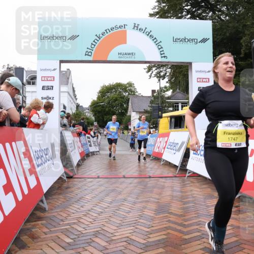 30.08.2026 - Blankeneser Heldenlauf Lena Gebhardt http://msf.ph/oto/10021749 30.08.2026 09:51:51 Ziel 1020, 1193, 1747 meine-sportfotos.de