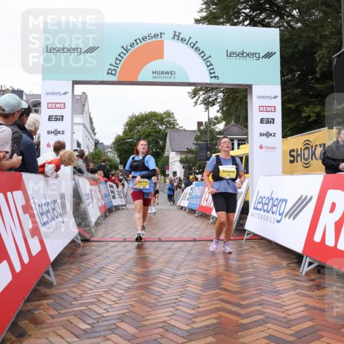 30.08.2026 - Blankeneser Heldenlauf Lena Gebhardt http://msf.ph/oto/10021776 30.08.2026 09:52:06 Ziel 1156, 1344, 1621, 1737 meine-sportfotos.de