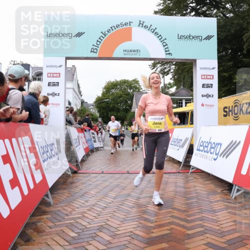 30.08.2026 - Blankeneser Heldenlauf Lena Gebhardt http://msf.ph/oto/10021786 30.08.2026 09:52:09 Ziel 1156, 1344, 1504, 1621, 1638, 1733 meine-sportfotos.de
