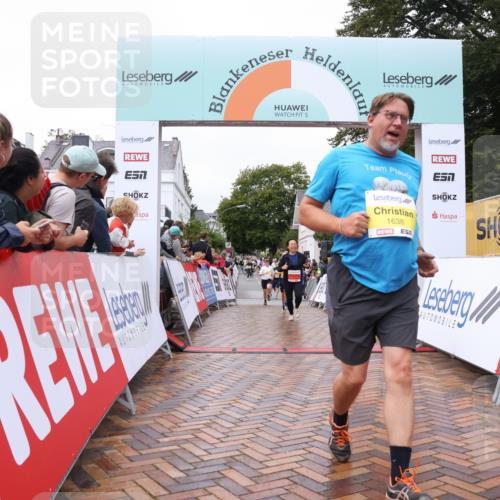 30.08.2026 - Blankeneser Heldenlauf Lena Gebhardt http://msf.ph/oto/10021800 30.08.2026 09:52:15 Ziel 1344, 1504, 1638, 1688, 1733, 1783, 3572 meine-sportfotos.de