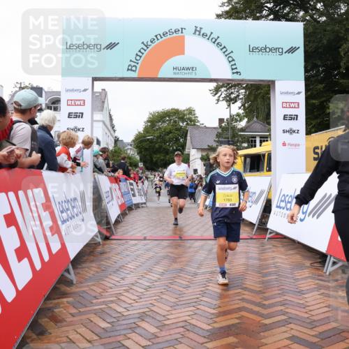 30.08.2026 - Blankeneser Heldenlauf Lena Gebhardt http://msf.ph/oto/10021809 30.08.2026 09:52:18 Ziel 1496, 1504, 1580, 1638, 1688, 1733, 1783, 3572 meine-sportfotos.de