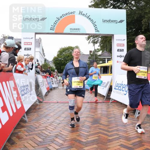 30.08.2026 - Blankeneser Heldenlauf Lena Gebhardt http://msf.ph/oto/10021826 30.08.2026 09:52:24 Ziel 1049, 1050, 1059, 1348, 1496, 1502, 1514, 1580, 1688, 1783, 3572 meine-sportfotos.de