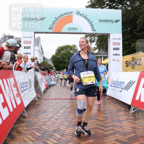 30.08.2026 - Blankeneser Heldenlauf Lena Gebhardt http://msf.ph/oto/10021828 30.08.2026 09:52:24 Ziel 1049, 1050, 1059, 1348, 1496, 1502, 1514, 1580, 1688, 1783, 3572 meine-sportfotos.de
