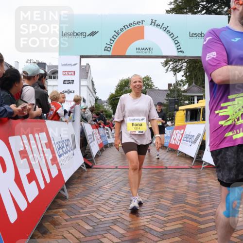 30.08.2026 - Blankeneser Heldenlauf Lena Gebhardt http://msf.ph/oto/10021849 30.08.2026 09:52:30 Ziel 1049, 1050, 1059, 1070, 1198, 1348, 1396, 1496, 1502, 1514, 1580, 1780 meine-sportfotos.de