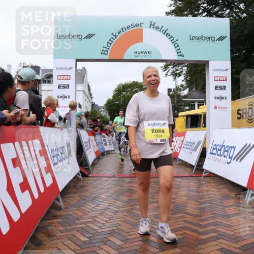 30.08.2026 - Blankeneser Heldenlauf Lena Gebhardt http://msf.ph/oto/10021852 30.08.2026 09:52:31 Ziel 1049, 1050, 1059, 1070, 1198, 1348, 1396, 1502, 1514, 1780, 1789 meine-sportfotos.de