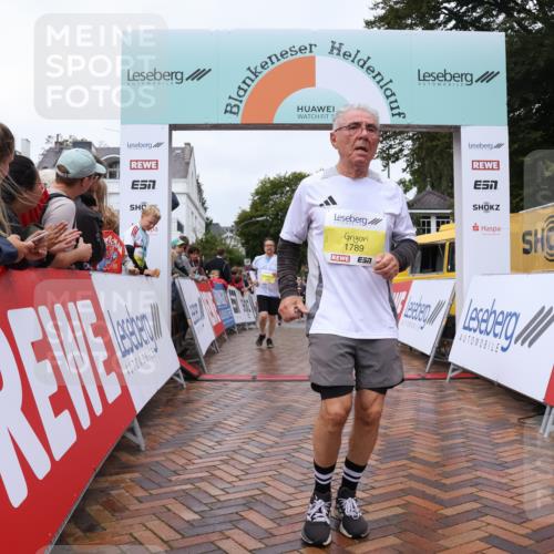 30.08.2026 - Blankeneser Heldenlauf Lena Gebhardt http://msf.ph/oto/10021876 30.08.2026 09:52:37 Ziel 1070, 1198, 1396, 1673, 1780, 1789 meine-sportfotos.de