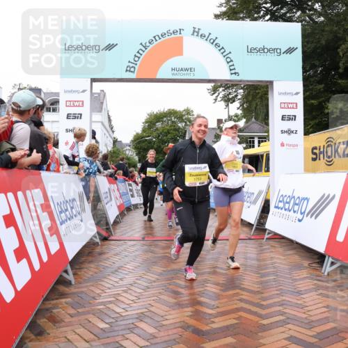 30.08.2026 - Blankeneser Heldenlauf Lena Gebhardt http://msf.ph/oto/10021891 30.08.2026 09:52:45 Ziel 1194, 1573, 1670, 1671, 1673, 1742, 1753, 1803 meine-sportfotos.de