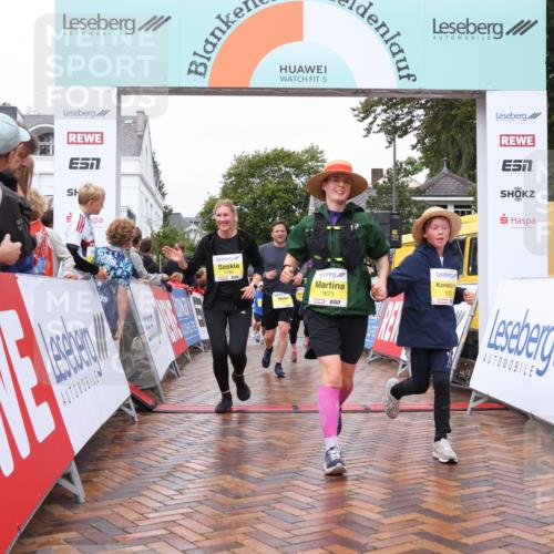 30.08.2026 - Blankeneser Heldenlauf Lena Gebhardt http://msf.ph/oto/10021896 30.08.2026 09:52:46 Ziel 1194, 1573, 1670, 1671, 1673, 1742, 1753, 1803 meine-sportfotos.de