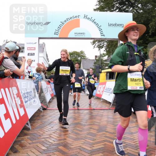 30.08.2026 - Blankeneser Heldenlauf Lena Gebhardt http://msf.ph/oto/10021900 30.08.2026 09:52:47 Ziel 1194, 1333, 1573, 1670, 1671, 1742, 1753, 1803 meine-sportfotos.de
