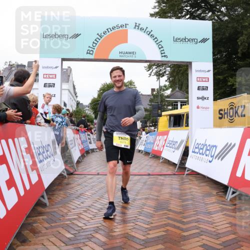 30.08.2026 - Blankeneser Heldenlauf Lena Gebhardt http://msf.ph/oto/10021909 30.08.2026 09:52:49 Ziel 1194, 1310, 1311, 1333, 1573, 1670, 1671, 1742, 1753, 1803 meine-sportfotos.de