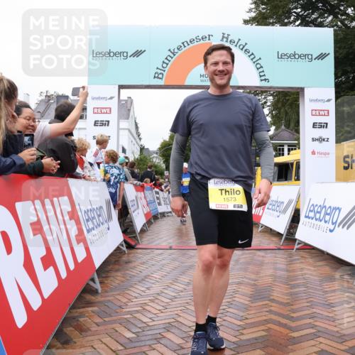 30.08.2026 - Blankeneser Heldenlauf Lena Gebhardt http://msf.ph/oto/10021912 30.08.2026 09:52:50 Ziel 1183, 1194, 1310, 1311, 1333, 1573, 1670, 1671, 1742, 1753, 1803 meine-sportfotos.de