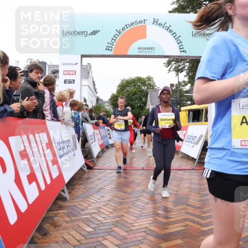 30.08.2026 - Blankeneser Heldenlauf Lena Gebhardt http://msf.ph/oto/10021952 30.08.2026 09:53:09 Ziel 1079, 1115, 1133, 1167, 1189, 1215, 1324, 1698 meine-sportfotos.de