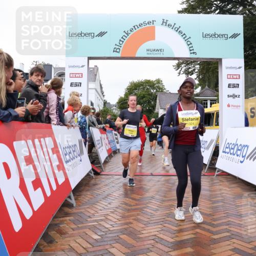 30.08.2026 - Blankeneser Heldenlauf Lena Gebhardt http://msf.ph/oto/10021955 30.08.2026 09:53:09 Ziel 1079, 1115, 1133, 1167, 1189, 1215, 1324, 1698 meine-sportfotos.de