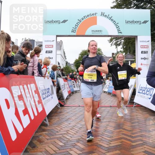 30.08.2026 - Blankeneser Heldenlauf Lena Gebhardt http://msf.ph/oto/10021963 30.08.2026 09:53:10 Ziel 1079, 1115, 1133, 1167, 1189, 1215, 1324, 1698 meine-sportfotos.de