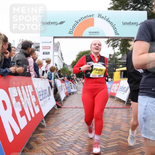 30.08.2026 - Blankeneser Heldenlauf Lena Gebhardt http://msf.ph/oto/10021970 30.08.2026 09:53:11 Ziel 1079, 1115, 1133, 1167, 1189, 1215, 1324, 1698, 1748 meine-sportfotos.de