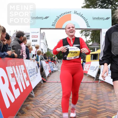 30.08.2026 - Blankeneser Heldenlauf Lena Gebhardt http://msf.ph/oto/10021972 30.08.2026 09:53:12 Ziel 1079, 1115, 1133, 1167, 1189, 1215, 1324, 1698, 1748 meine-sportfotos.de