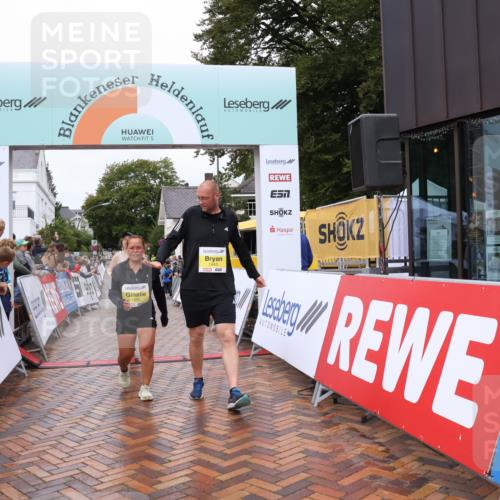 30.08.2026 - Blankeneser Heldenlauf Lena Gebhardt http://msf.ph/oto/10021991 30.08.2026 09:53:22 Ziel 1065, 1443, 1748, 1749 meine-sportfotos.de