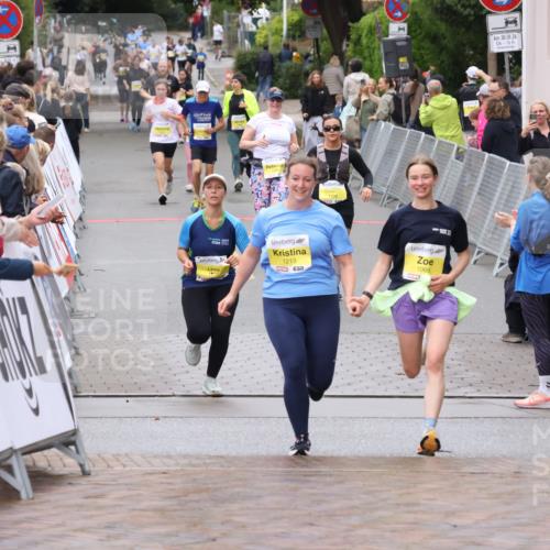30.08.2026 - Blankeneser Heldenlauf Lena Gebhardt http://msf.ph/oto/10022015 30.08.2026 09:53:46 Ziel 1066, 1213, 1627 meine-sportfotos.de