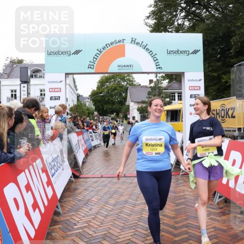 30.08.2026 - Blankeneser Heldenlauf Lena Gebhardt http://msf.ph/oto/10022033 30.08.2026 09:53:51 Ziel 1066, 1213, 1728, 1778 meine-sportfotos.de