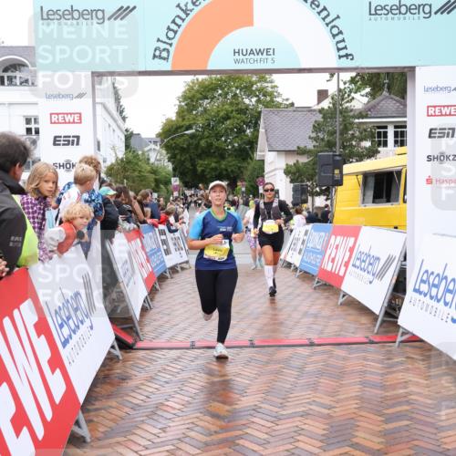 30.08.2026 - Blankeneser Heldenlauf Lena Gebhardt http://msf.ph/oto/10022042 30.08.2026 09:53:54 Ziel 1066, 1213, 1332, 1728, 1778 meine-sportfotos.de
