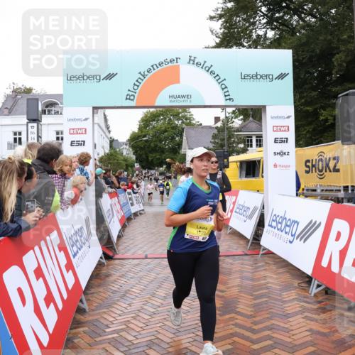 30.08.2026 - Blankeneser Heldenlauf Lena Gebhardt http://msf.ph/oto/10022047 30.08.2026 09:53:56 Ziel 1066, 1213, 1332, 1728, 1778 meine-sportfotos.de