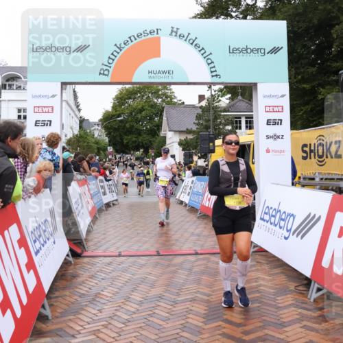30.08.2026 - Blankeneser Heldenlauf Lena Gebhardt http://msf.ph/oto/10022054 30.08.2026 09:53:57 Ziel 1066, 1213, 1332, 1728, 1778 meine-sportfotos.de