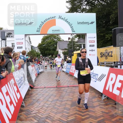 30.08.2026 - Blankeneser Heldenlauf Lena Gebhardt http://msf.ph/oto/10022057 30.08.2026 09:53:57 Ziel 1066, 1213, 1332, 1728, 1778 meine-sportfotos.de
