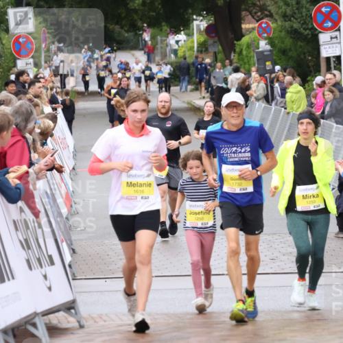 30.08.2026 - Blankeneser Heldenlauf Lena Gebhardt http://msf.ph/oto/10022064 30.08.2026 09:54:00 Ziel 1332, 1616, 1728, 1778 meine-sportfotos.de