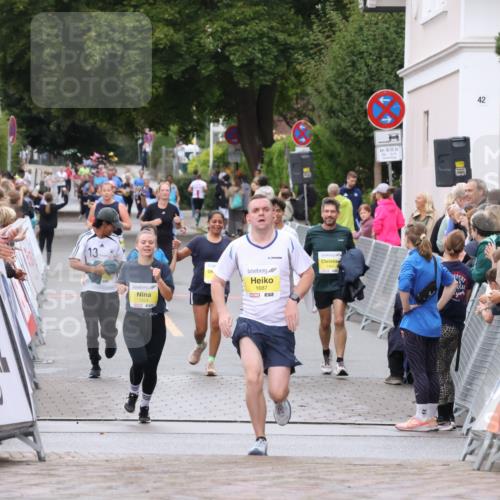 30.08.2026 - Blankeneser Heldenlauf Lena Gebhardt http://msf.ph/oto/10022107 30.08.2026 09:54:36 Ziel 1387, 1687 meine-sportfotos.de