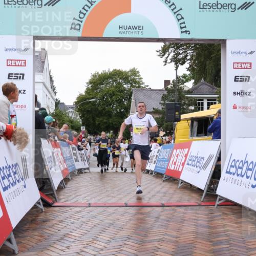 30.08.2026 - Blankeneser Heldenlauf Lena Gebhardt http://msf.ph/oto/10022117 30.08.2026 09:54:40 Ziel 1223, 1463, 1464, 1465, 1466, 1467, 1687 meine-sportfotos.de