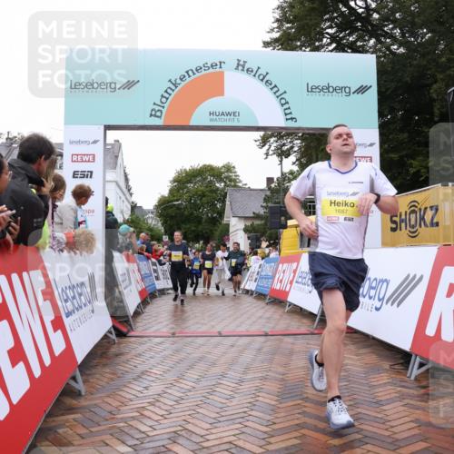 30.08.2026 - Blankeneser Heldenlauf Lena Gebhardt http://msf.ph/oto/10022123 30.08.2026 09:54:41 Ziel 1223, 1463, 1464, 1465, 1466, 1467, 1687 meine-sportfotos.de