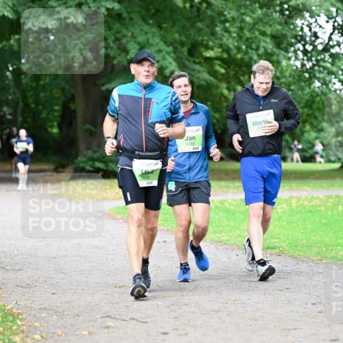 30.08.2026 - Blankeneser Heldenlauf Dr. Thomas Lammeyer http://msf.ph/oto/10022129 30.08.2026 10:14:21 Laufen 5699, 317, 5486, 57, 51 meine-sportfotos.de