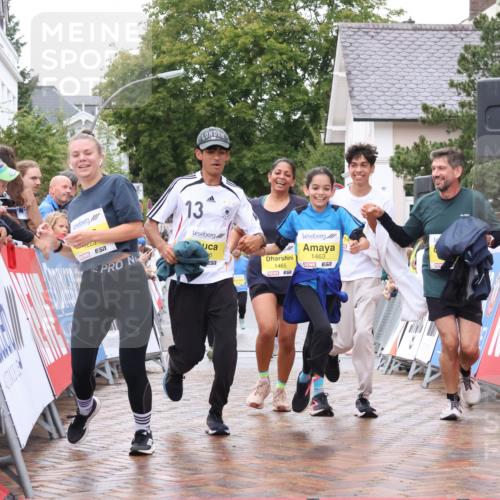 30.08.2026 - Blankeneser Heldenlauf Lena Gebhardt http://msf.ph/oto/10022130 30.08.2026 09:54:43 Ziel 1223, 1463, 1464, 1465, 1466, 1467, 1687 meine-sportfotos.de