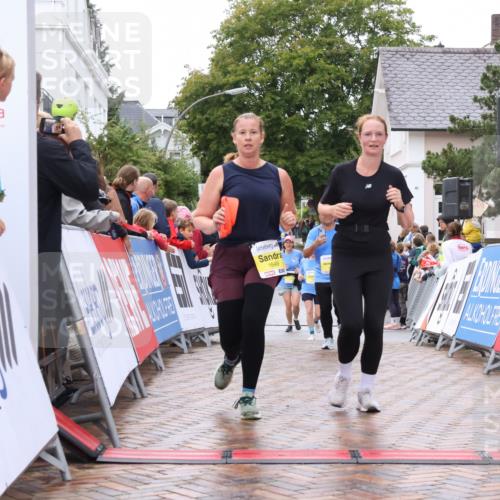 30.08.2026 - Blankeneser Heldenlauf Lena Gebhardt http://msf.ph/oto/10022159 30.08.2026 09:54:50 Ziel 1122, 1223, 1463, 1464, 1465, 1466, 1467, 1622, 1649 meine-sportfotos.de