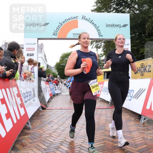 30.08.2026 - Blankeneser Heldenlauf Lena Gebhardt http://msf.ph/oto/10022169 30.08.2026 09:54:52 Ziel 1122, 1223, 1464, 1465, 1466, 1467, 1477, 1622, 1649 meine-sportfotos.de