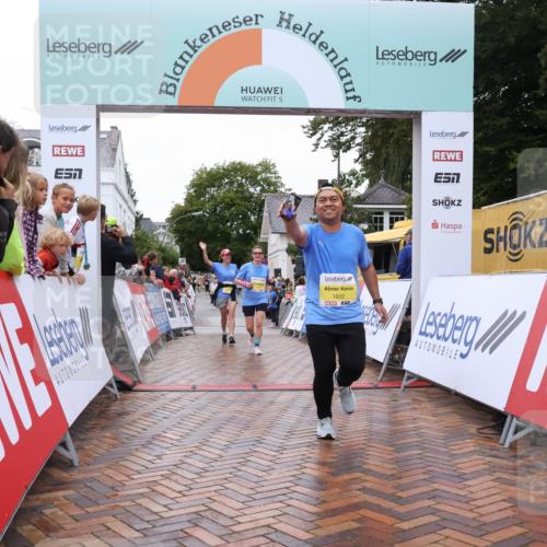 30.08.2026 - Blankeneser Heldenlauf Lena Gebhardt http://msf.ph/oto/10022179 30.08.2026 09:54:55 Ziel 1122, 1240, 1318, 1477, 1622, 1649 meine-sportfotos.de