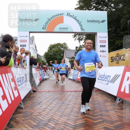 30.08.2026 - Blankeneser Heldenlauf Lena Gebhardt http://msf.ph/oto/10022181 30.08.2026 09:54:56 Ziel 1122, 1240, 1318, 1477, 1622, 1649 meine-sportfotos.de