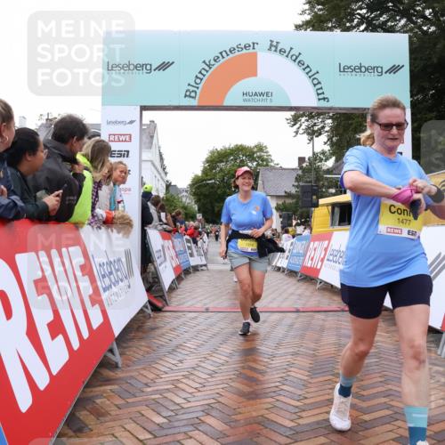 30.08.2026 - Blankeneser Heldenlauf Lena Gebhardt http://msf.ph/oto/10022193 30.08.2026 09:54:58 Ziel 1122, 1240, 1318, 1477, 1622, 1649 meine-sportfotos.de